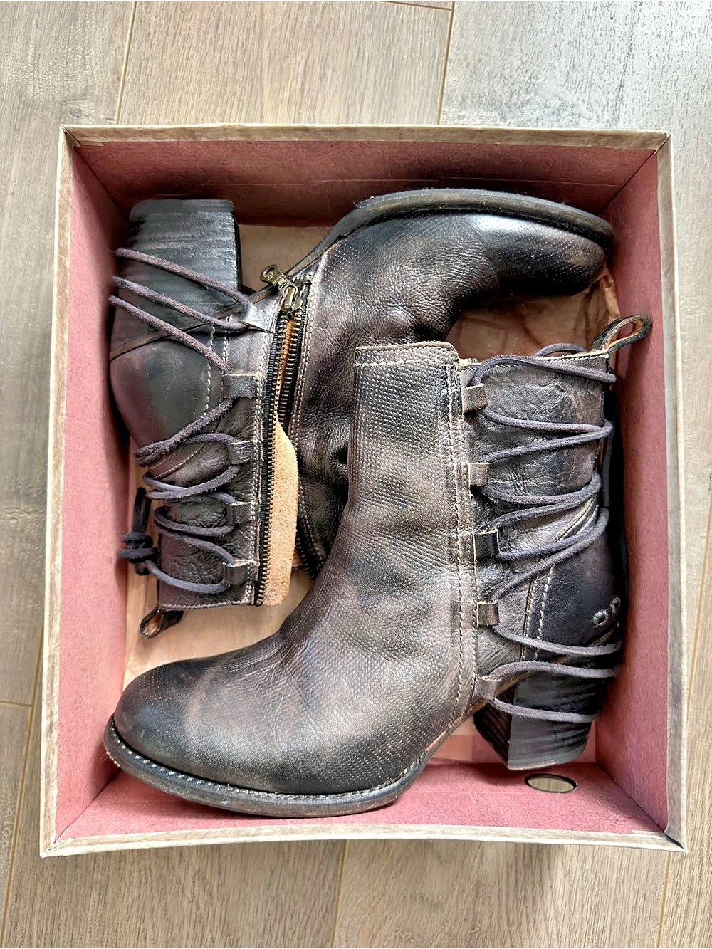 Bedstu Blaire Leather Heeled Booties Black US 10